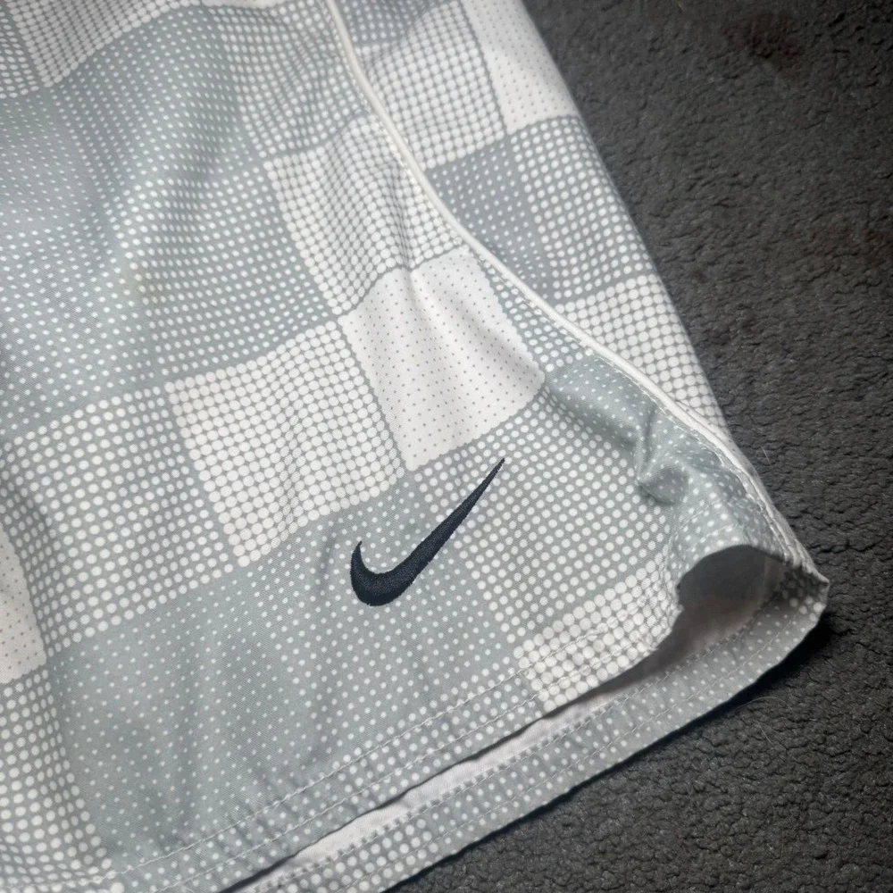 Nike Athletic Dept Mens Board Shorts Grey White Checkered Swim Trunks Size 34